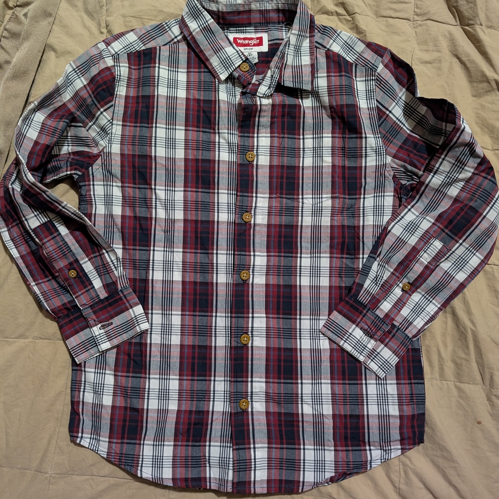 Wrangler Plaid Button-Up Shirt